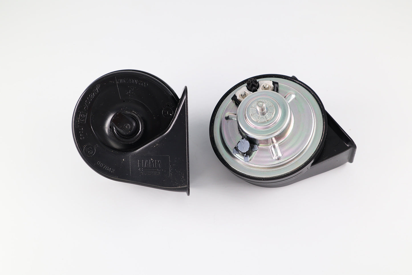 Classic Lucas style 12V horn set